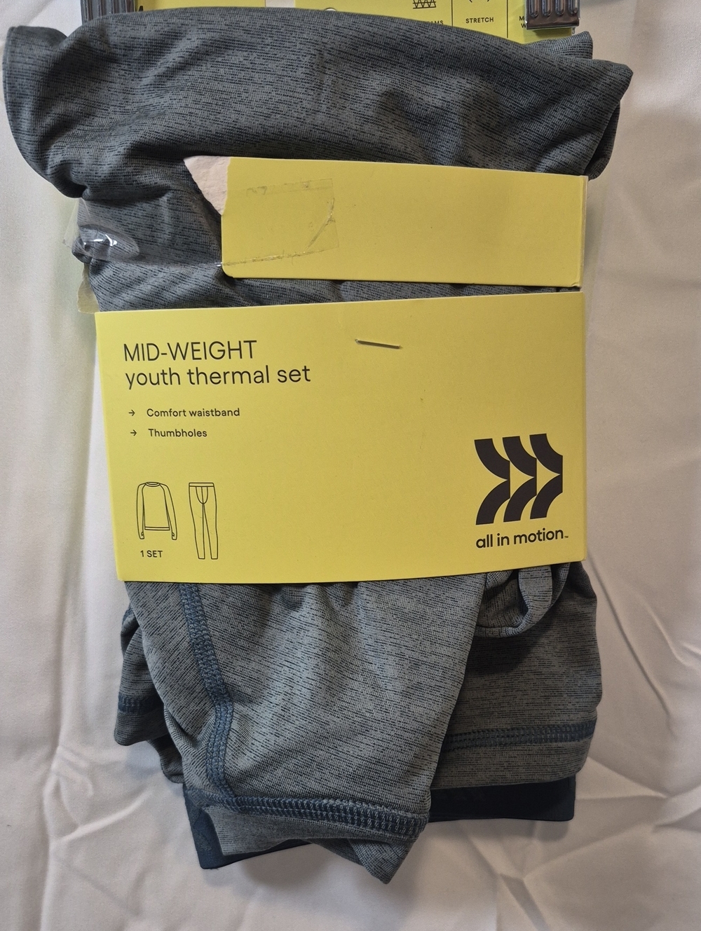 All in motion Gray Mid-Weight Youth Thermal Set